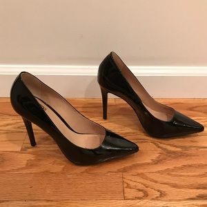Pour La Victoire Black Patent Leather Pointed-Toe Pumps